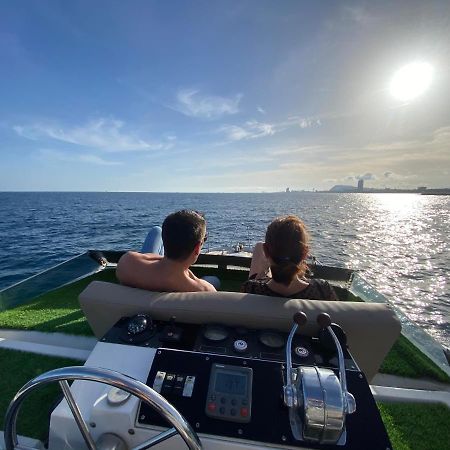 Barco Muy Romantico Con Parking! Sant Adria de Besos Buitenkant foto