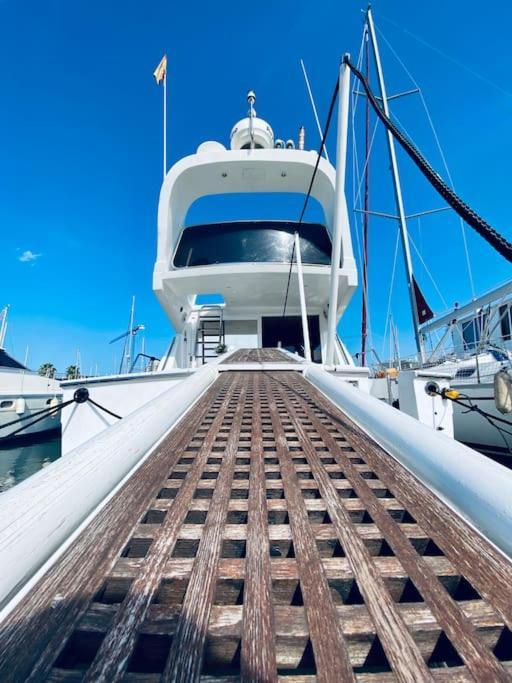 Barco Muy Romantico Con Parking! Sant Adria de Besos Buitenkant foto