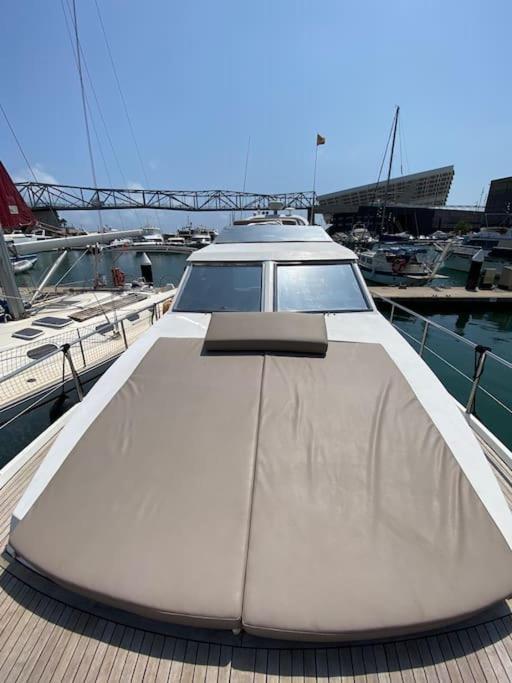 Barco Muy Romantico Con Parking! Sant Adria de Besos Buitenkant foto